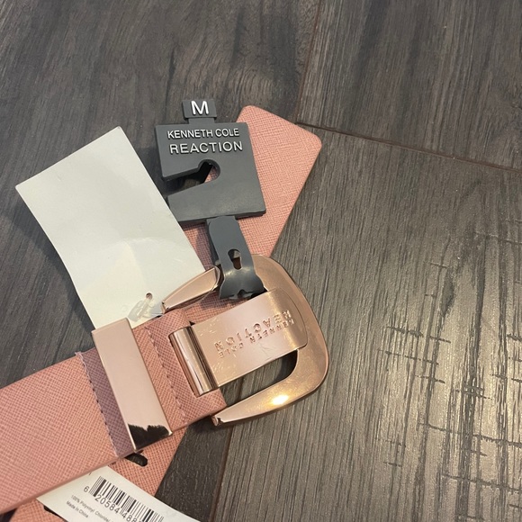 Kenneth Cole - new with tag belt - Picture 5 of 5